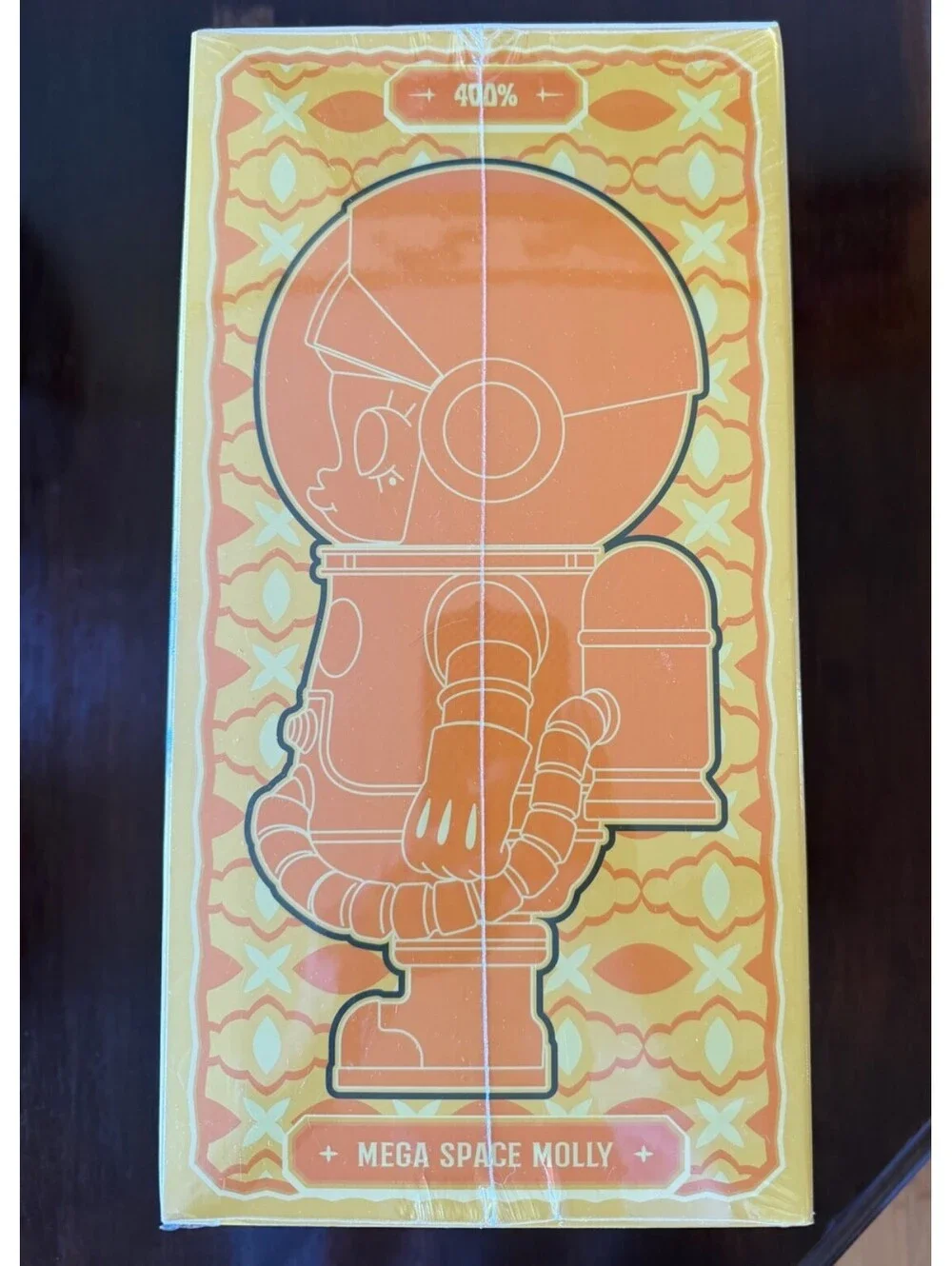 Authentic Pop Mart Mega Space Molly 400% 2025 Taiwan Limited Edition - Pineapple